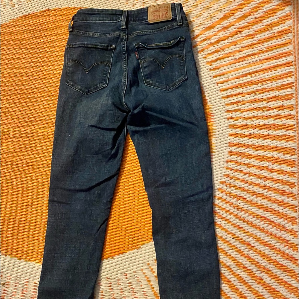 10 listings for $10 🛍️ Levi Strauss 721 high rise skinny jeans 👖
